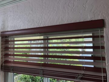 Finished blinds with alternating color